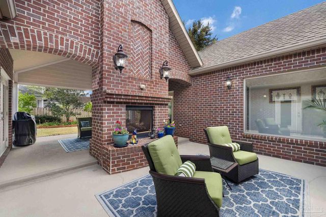 5917 Dahoon Dr, Pensacola, FL 32526