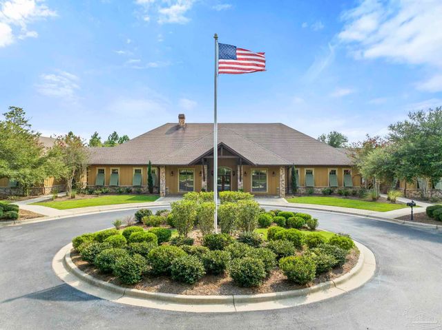 5917 Dahoon Dr, Pensacola, FL 32526