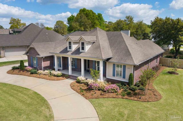 5917 Dahoon Dr, Pensacola, FL 32526