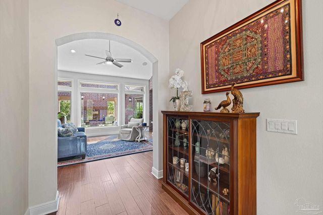 5917 Dahoon Dr, Pensacola, FL 32526