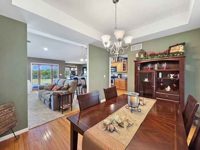 1063 Deervalley Drive, Varna, IL 61375