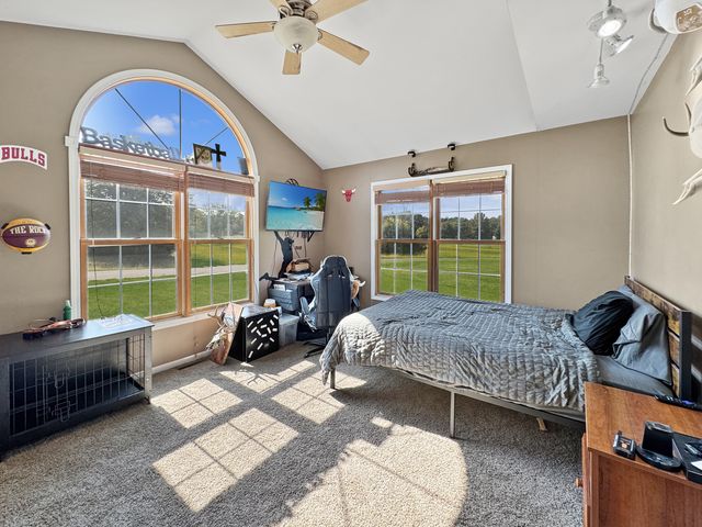 1063 Deervalley Drive, Varna, IL 61375