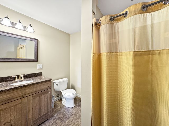 1063 Deervalley Drive, Varna, IL 61375