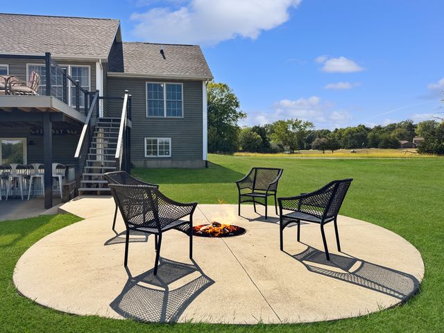 1063 Deervalley Drive, Varna, IL 61375