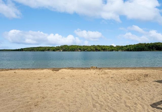 1063 Deervalley Drive, Varna, IL 61375