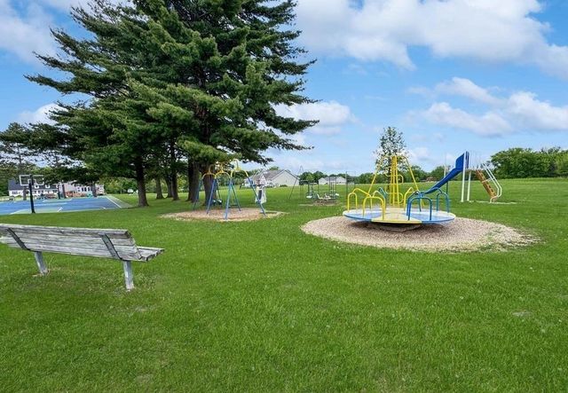 1063 Deervalley Drive, Varna, IL 61375