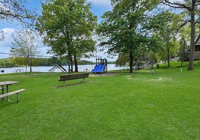 1063 Deervalley Drive, Varna, IL 61375