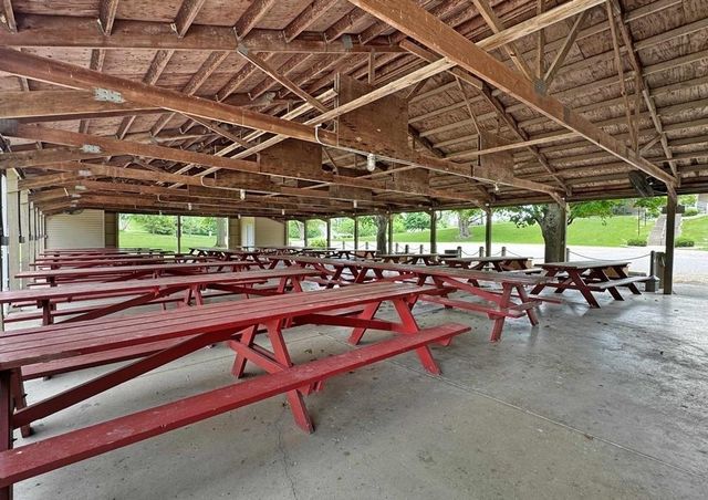 1063 Deervalley Drive, Varna, IL 61375