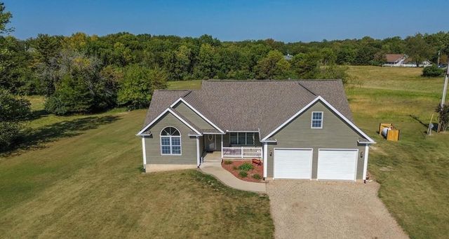 1063 Deervalley Drive, Varna, IL 61375