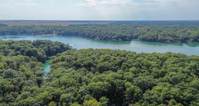 1063 Deervalley Drive, Varna, IL 61375