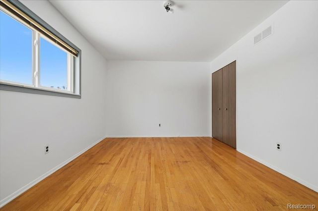 2938 Fox Hill Drive, Sterling Heights, MI 48310