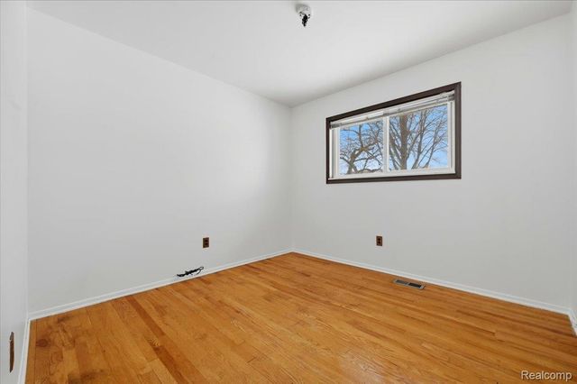 2938 Fox Hill Drive, Sterling Heights, MI 48310