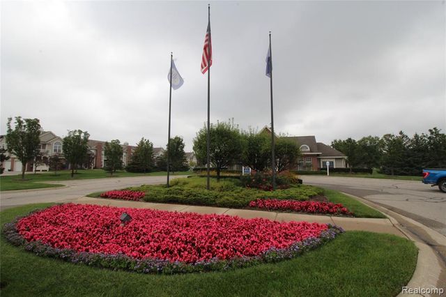 2224 Leighton Drive, Utica, MI 48317