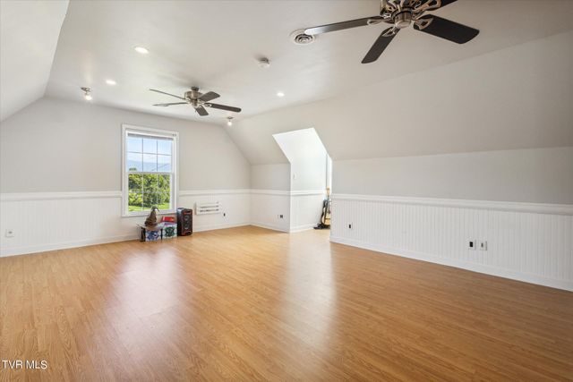 1255 Jim Fox Road, Greeneville, TN 37743