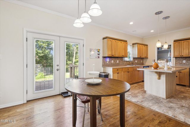 1255 Jim Fox Road, Greeneville, TN 37743