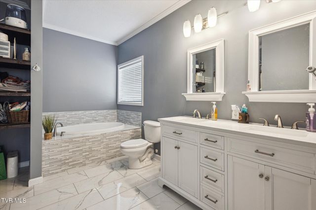 1255 Jim Fox Road, Greeneville, TN 37743