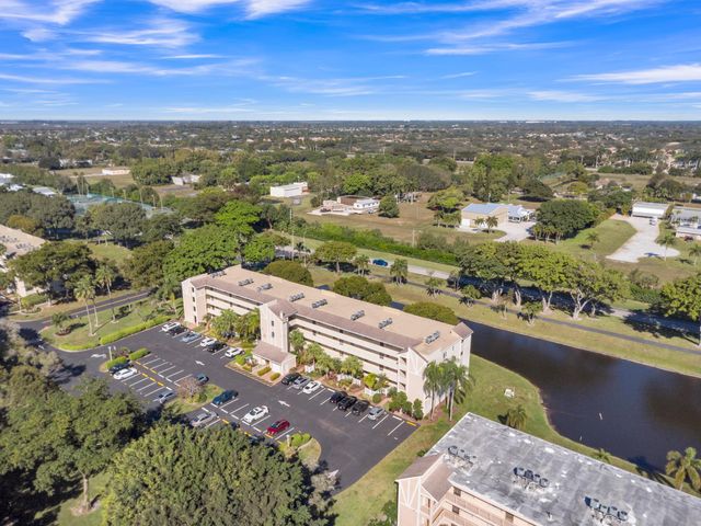 7185 Huntington Lane 202, Delray Beach, FL 33446