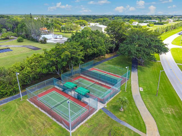 7185 Huntington Lane 202, Delray Beach, FL 33446