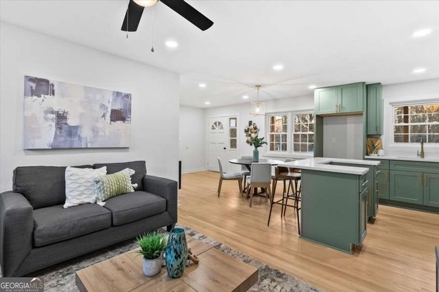 1891 Valley Ridge Dr SW, Atlanta, GA 30331