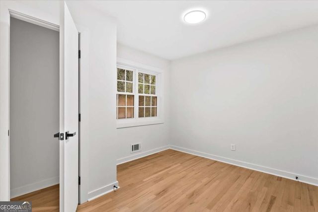 1891 Valley Ridge Dr SW, Atlanta, GA 30331