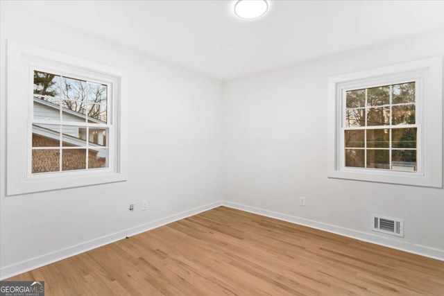 1891 Valley Ridge Dr SW, Atlanta, GA 30331