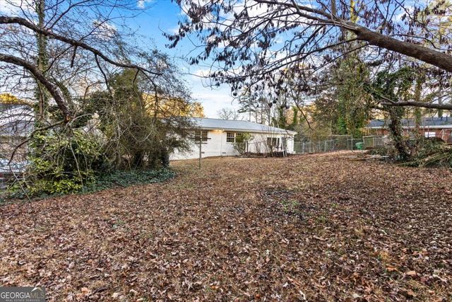 1891 Valley Ridge Dr SW, Atlanta, GA 30331