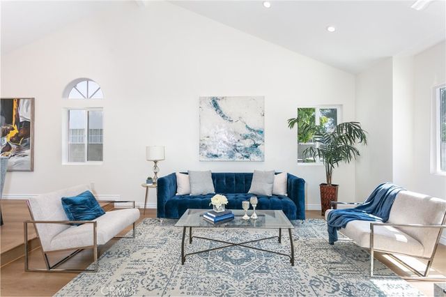 20107 Baltar, Winnetka, CA 91306