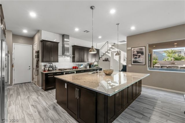 6165 Amber View Street, Las Vegas, NV 89135