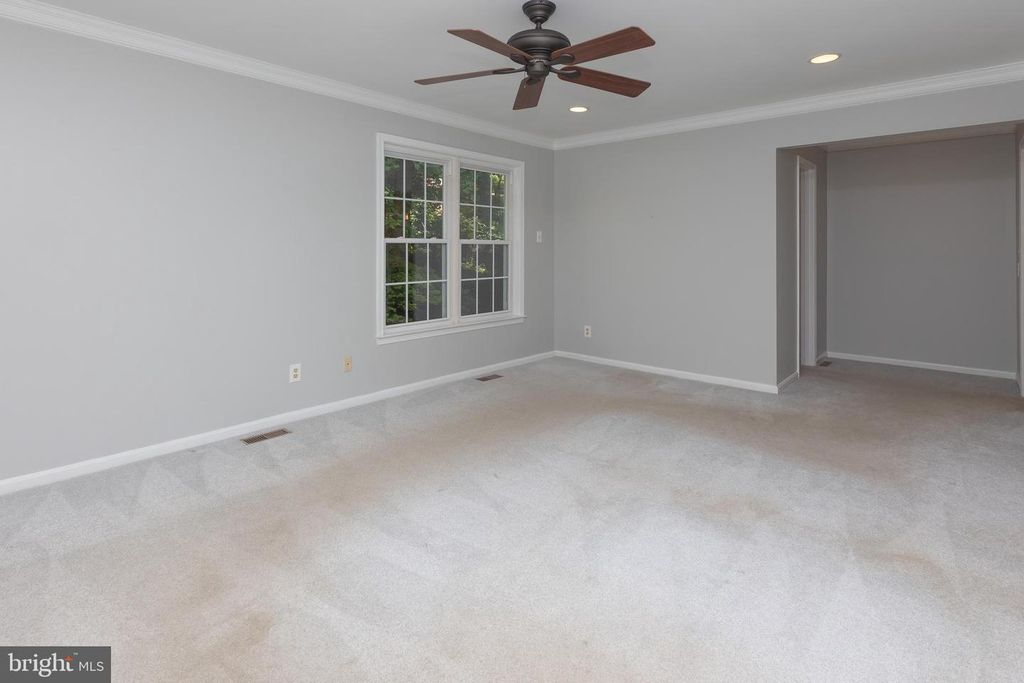 Image 15 of property listing at 11126 OLD CARRIAGE RD, Glen Arm, MD 21057