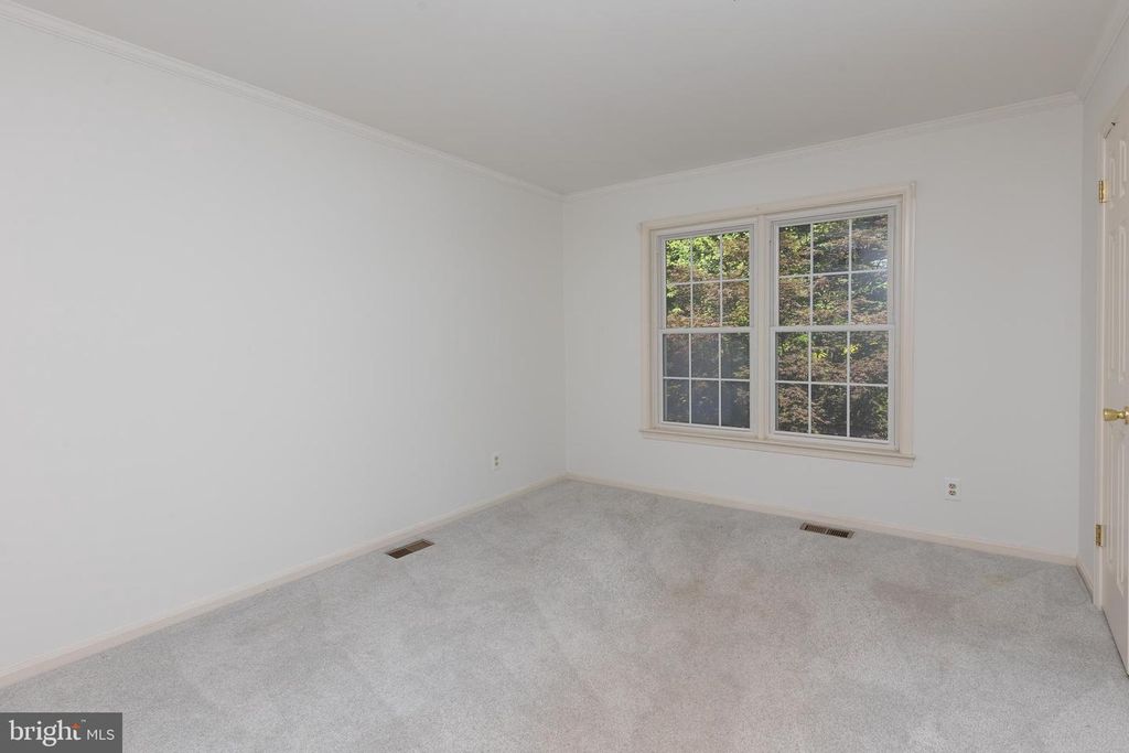 Image 20 of property listing at 11126 OLD CARRIAGE RD, Glen Arm, MD 21057