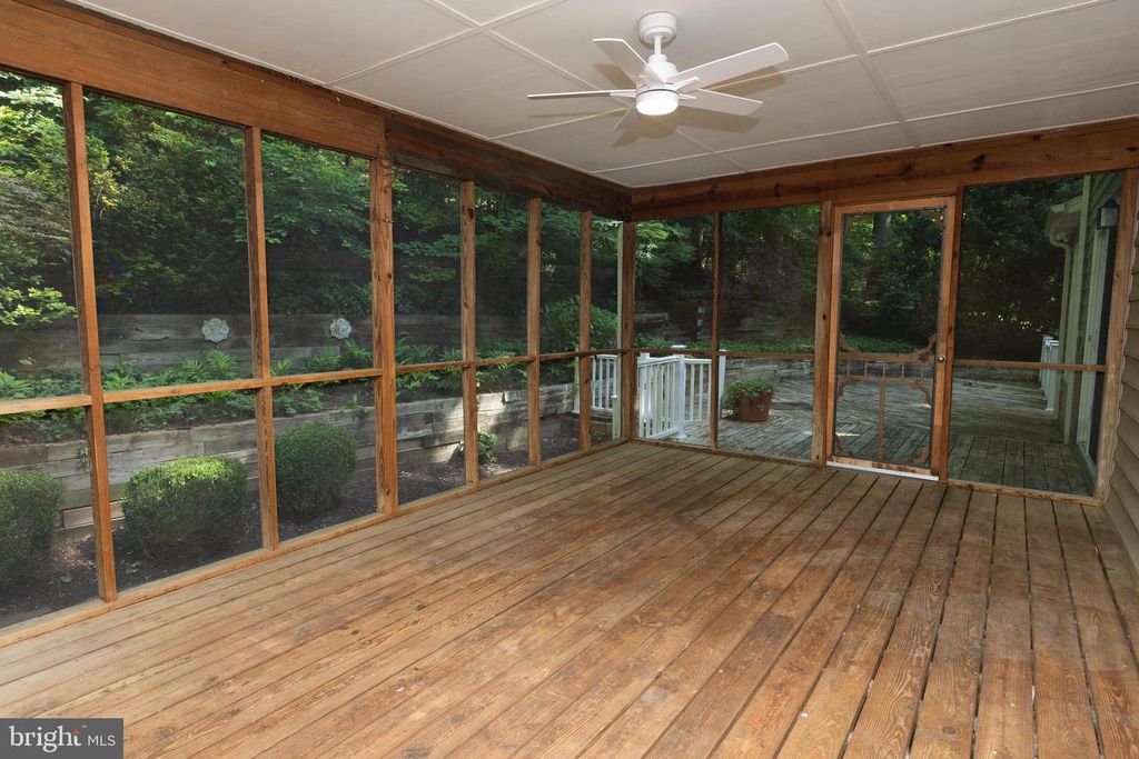 Image 26 of property listing at 11126 OLD CARRIAGE RD, Glen Arm, MD 21057