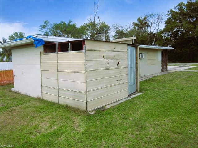 2009 Myrtle AVE, Punta Gorda, FL 33950