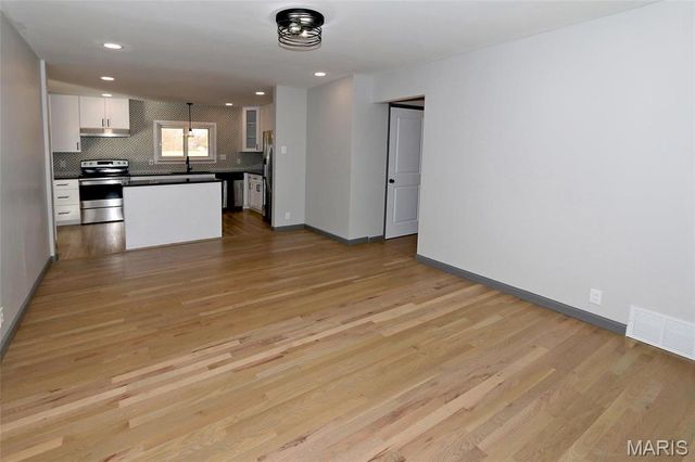 11151 Glacier Drive, Unincorporated, MO 63146