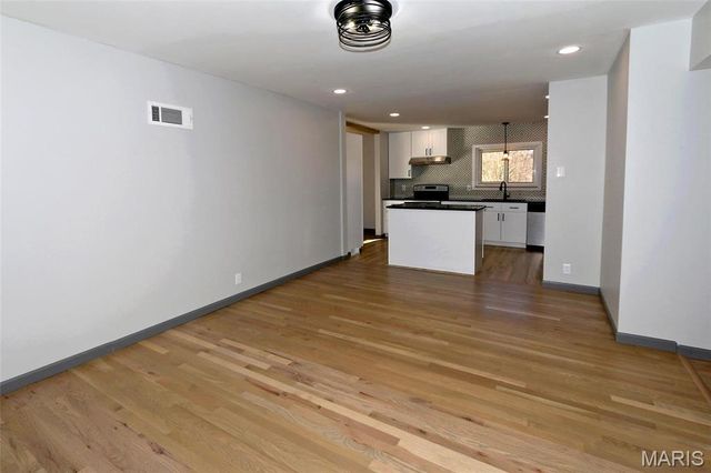 11151 Glacier Drive, Unincorporated, MO 63146