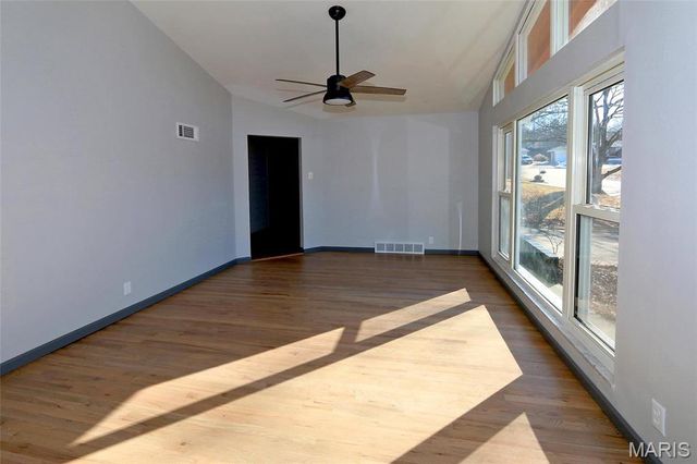 11151 Glacier Drive, Unincorporated, MO 63146