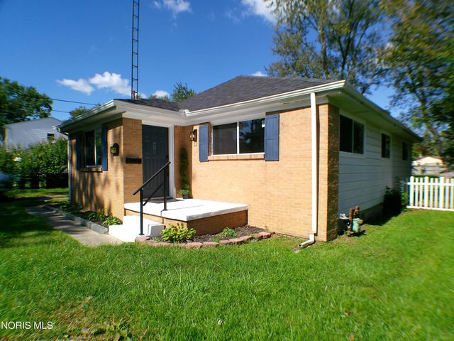 2560 Koehler Avenue, Toledo, OH 43613