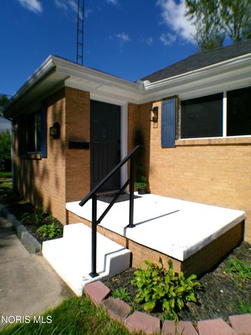 2560 Koehler Avenue, Toledo, OH 43613