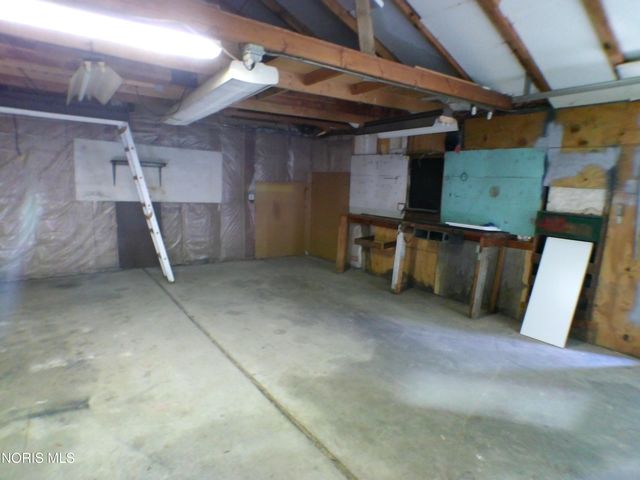 2560 Koehler Avenue, Toledo, OH 43613