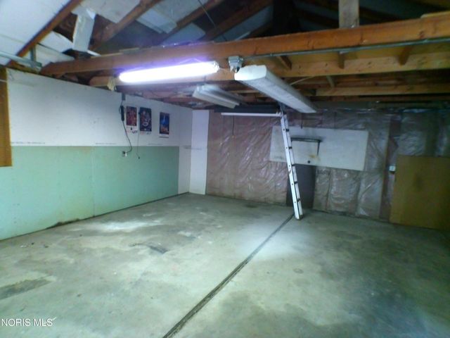 2560 Koehler Avenue, Toledo, OH 43613