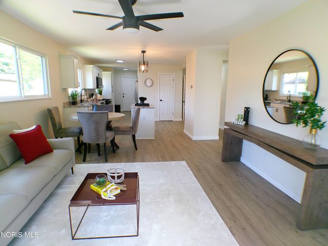 2560 Koehler Avenue, Toledo, OH 43613