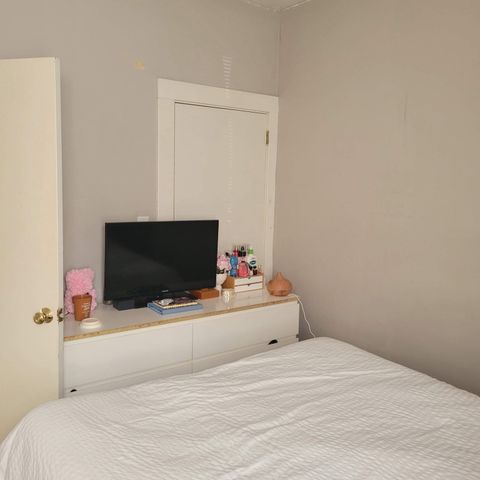 186 Dover St 1, Brockton, MA 02301