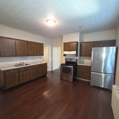186 Dover St 1, Brockton, MA 02301