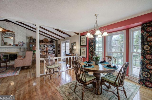 27 Walnut Drive, Cartersville, GA 30120