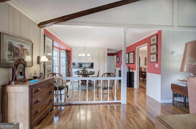 27 Walnut Drive, Cartersville, GA 30120