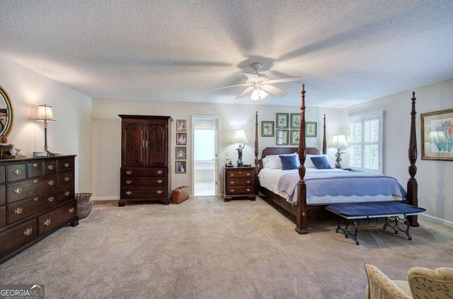 27 Walnut Drive, Cartersville, GA 30120