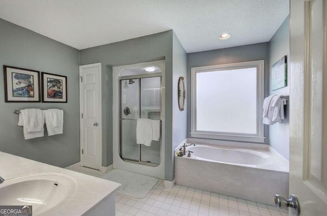 27 Walnut Drive, Cartersville, GA 30120