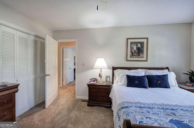 27 Walnut Drive, Cartersville, GA 30120