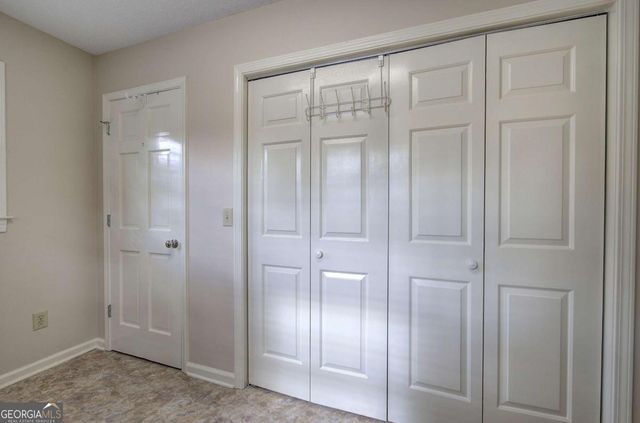 27 Walnut Drive, Cartersville, GA 30120