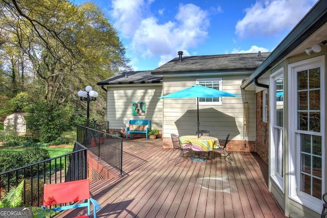 27 Walnut Drive, Cartersville, GA 30120