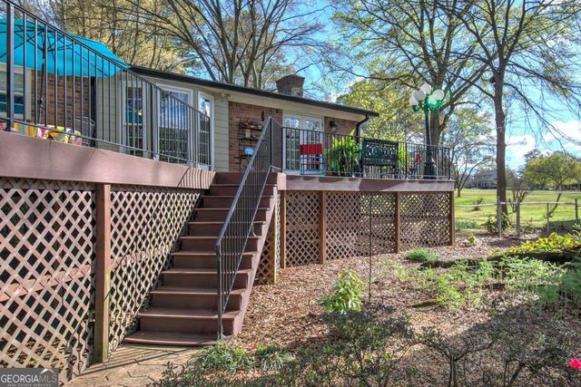 27 Walnut Drive, Cartersville, GA 30120